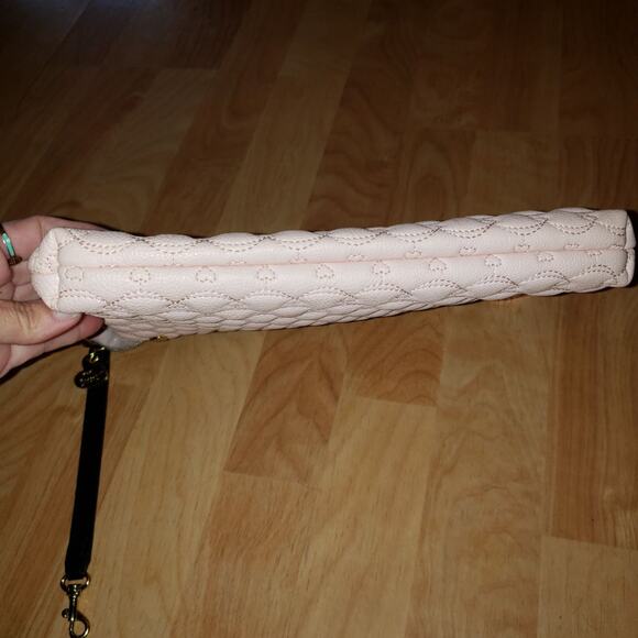 Betsey Johnson Quilted Pink Heart Clutch Wristlet - Picture 4 of 5